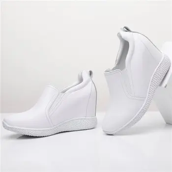 2021 Vulkanize ayakkabı Kadın Hakiki Deri Takozlar Yüksek Topuk Moda Ayakkabı Kadın Yuvarlak Ayak Platformu Pompaları gündelik ayakkabı Ayakkabı