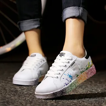 WDHKUN Kadın Ayakkabı 2021 Moda Graffiti PU Sneakers Kadın İlkbahar / Sonbahar Rahat Kadın ayakkabı Artı Boyutu 11 Renkli beyaz ayakkabı